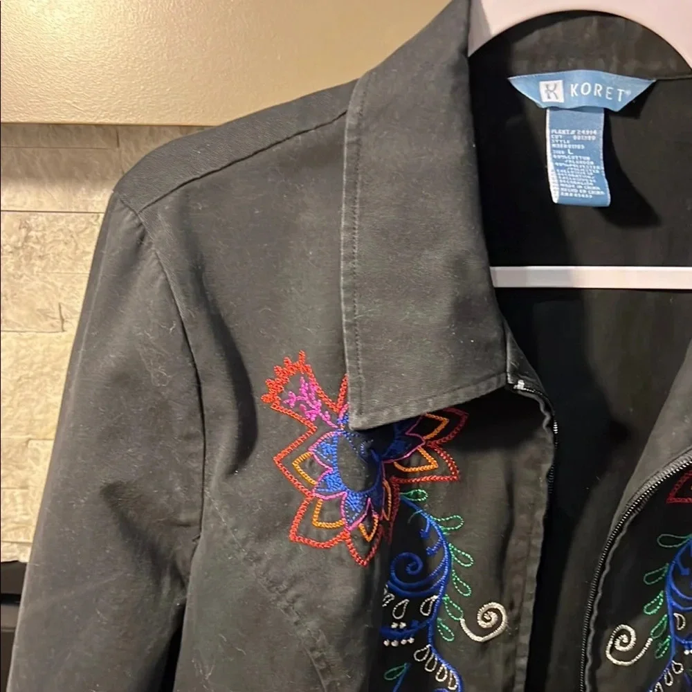 Koret cotton blend Black and Red Floral Embroidered Blazer size Large - Picture 4 of 9